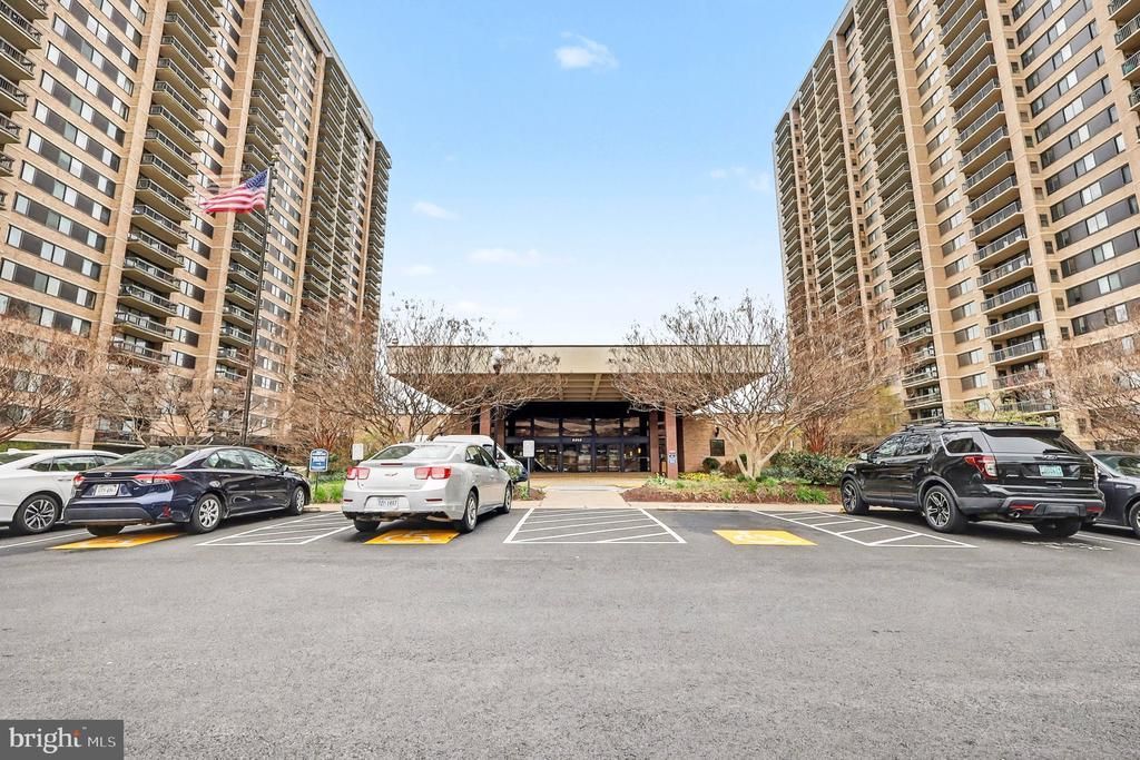 5501 Seminary Road, Unit 1303S, Falls Church, VA 22041 Main Photo