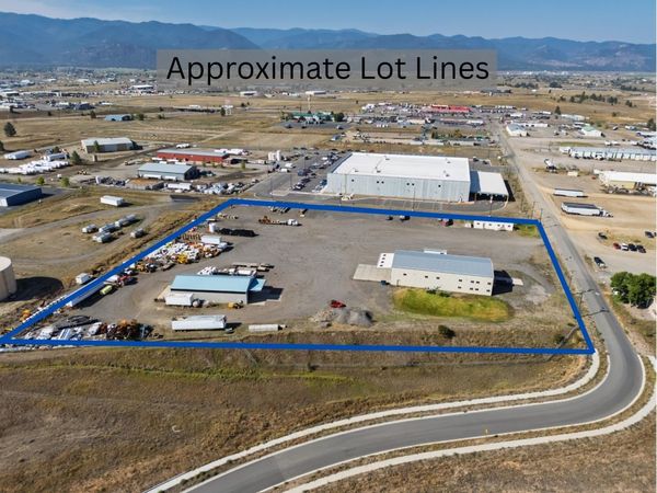 9015 Cartage Road , Missoula, MT 59808