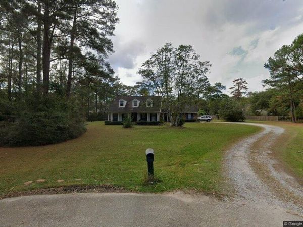 101 BARNWOOD Drive , Pearl River, LA 70452