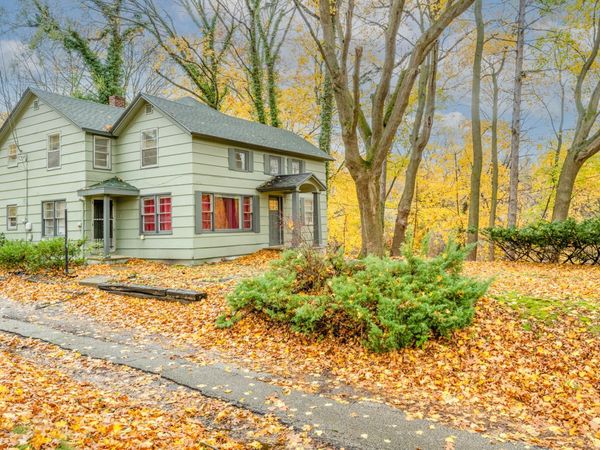 1298 Colfax Avenue, Benton Harbor, MI 49022