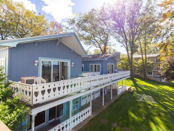 104 W Houghton Lake Drive, Prudenville, MI 48651