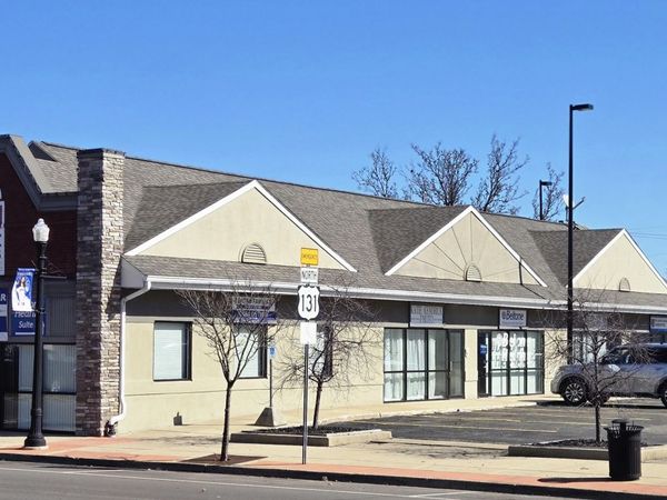 131 N Main Street, Unit 2, Plainwell, MI 49080