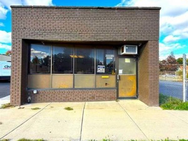22220 W Warren Avenue, Detroit, MI 48239