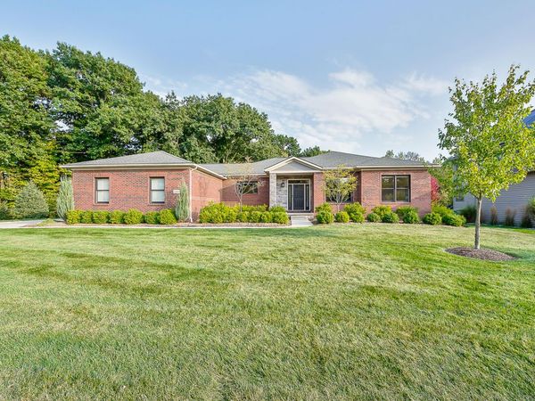 1411 Whispering Maples Drive N, Ann Arbor, MI 48108