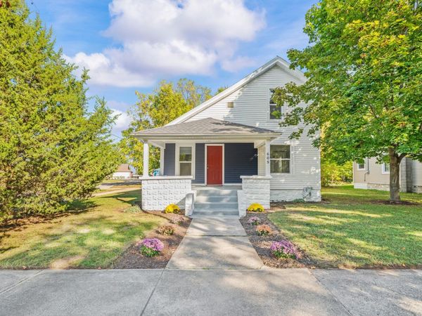 608 W High Street, Dowagiac, MI 49047