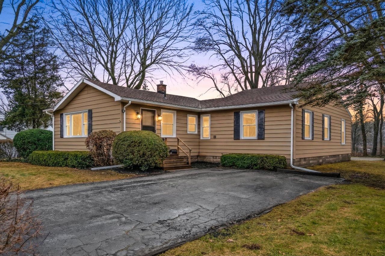 605 Coolidge Avenue, Kalamazoo, MI 49006 Main Photo