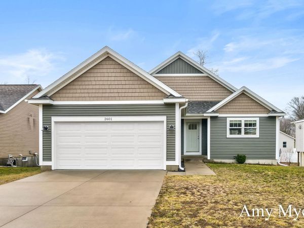2601 Eagle Ridge, Muskegon, MI 49444