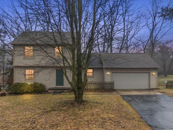 2654 Quail Run Street, Rochester, MI 48306