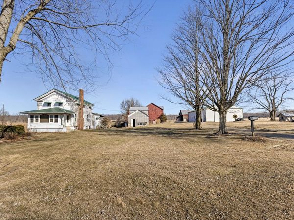 8360 Day Road, Pittsford, MI 49271