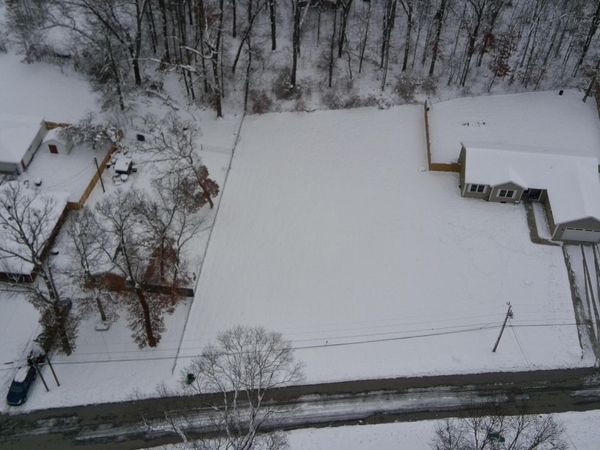 Lakeview Drive, Edwardsburg, MI 49112