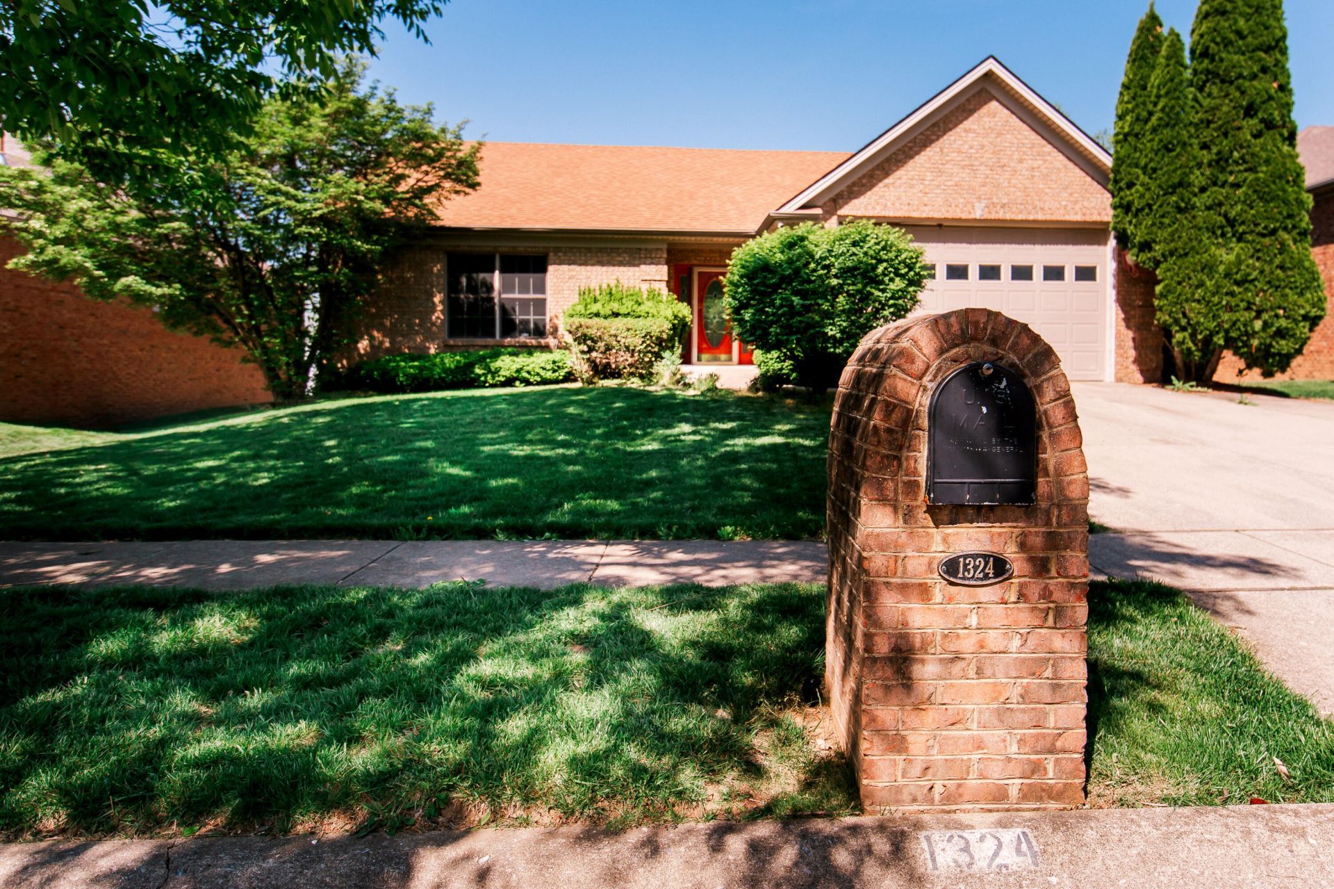 1324 Saddle Club Way, Lexington, KY 40504 Main Photo