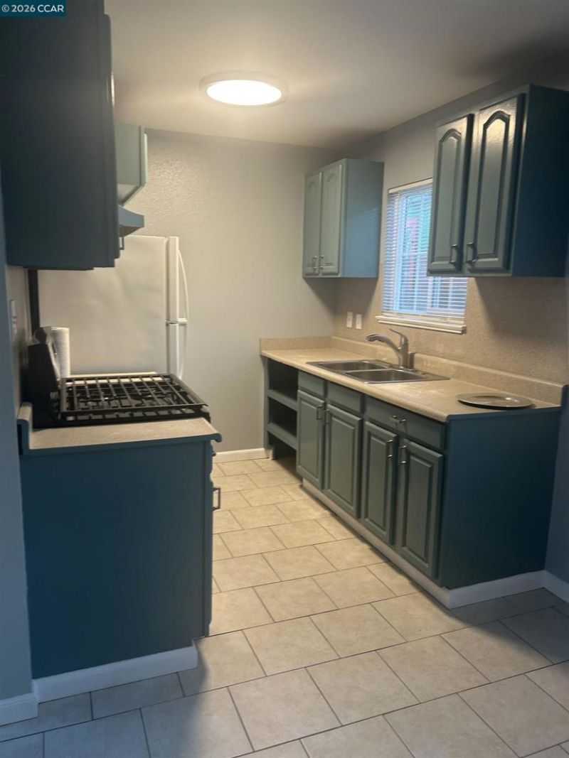 3817 Florida Ave, Richmond, CA 94804 Main Photo