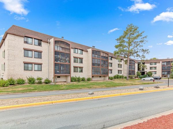 4710 58th Avenue N, Unit 221, Crystal, MN 55429