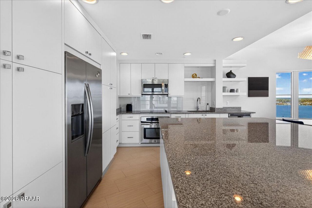 2 Oceans West Boulevard, Unit 2006, Daytona Beach Shores, FL 32118 Photo