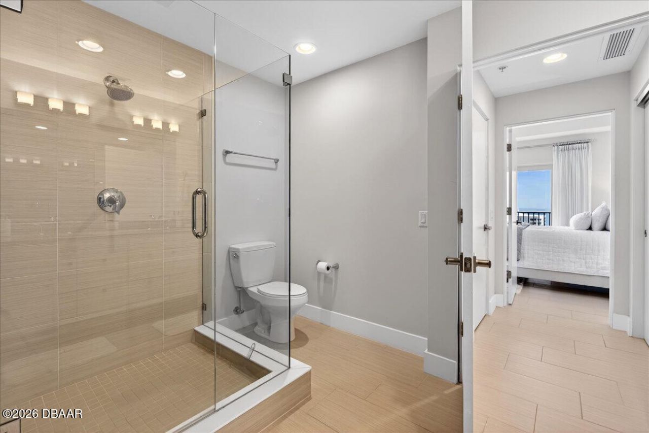 2 Oceans West Boulevard, Unit 2006, Daytona Beach Shores, FL 32118 Photo