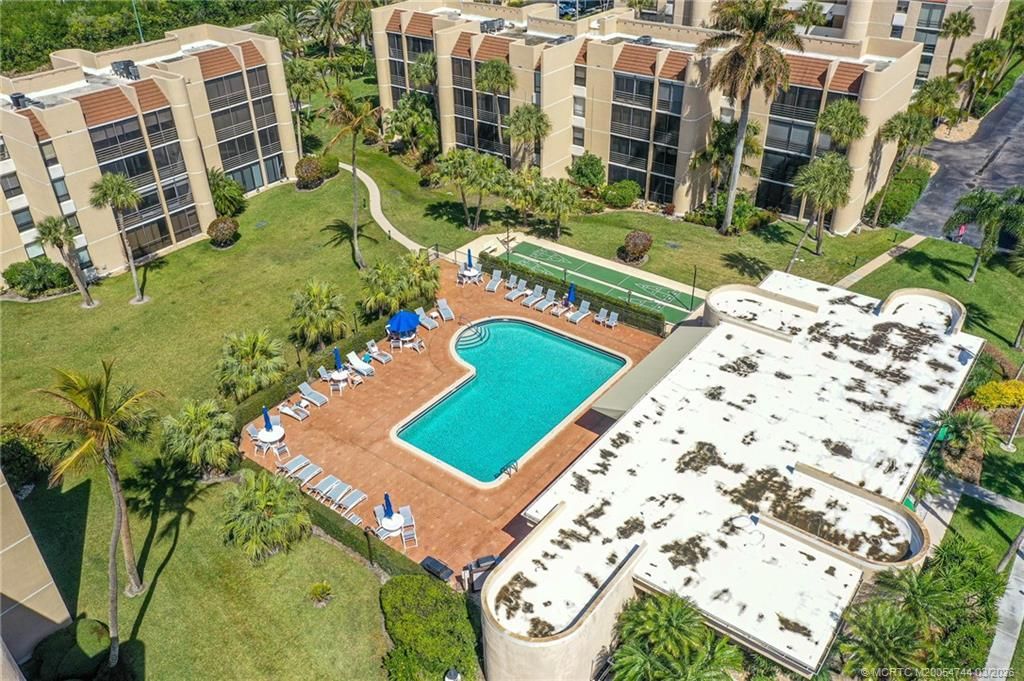 3482 NE Causeway Boulevard, Unit 2-203, Jensen Beach, FL 34957 Photo