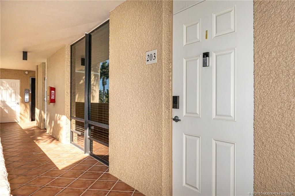 3482 NE Causeway Boulevard, Unit 2-203, Jensen Beach, FL 34957 Photo