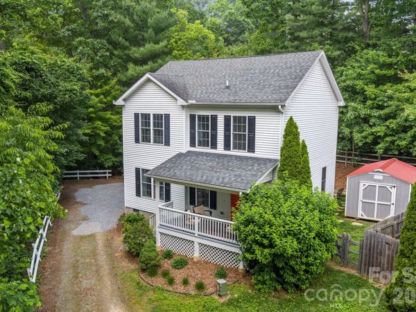 15 Asbury Cottage Drive, Candler, NC 28715