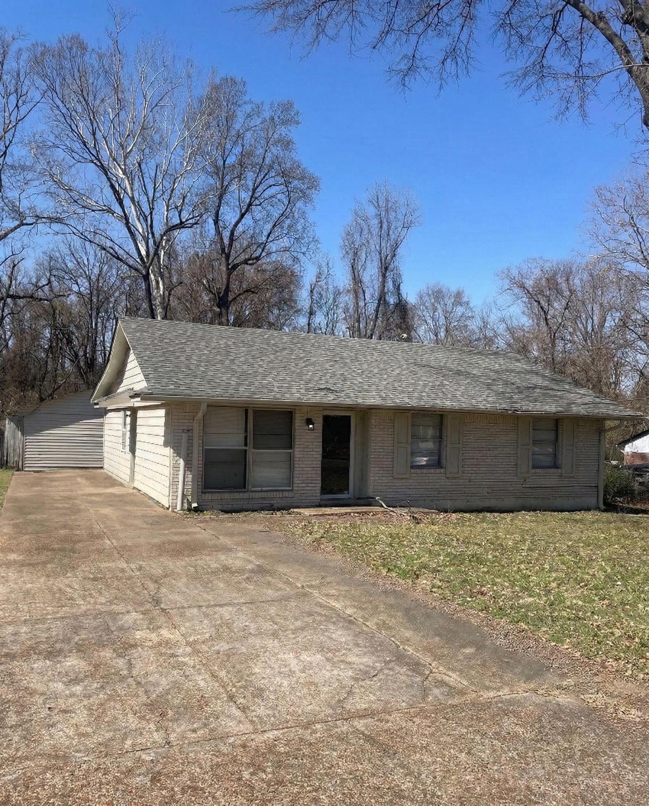 4413 Bluebell St, Memphis, TN 38109 Main Photo