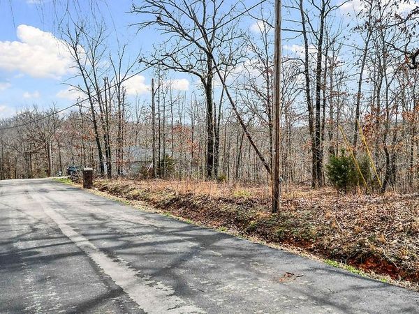 Leona Drive, Bella Vista, AR 72715