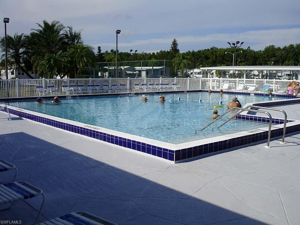 6 Fountain View Blvd, North Fort Myers, FL 33903 Photo