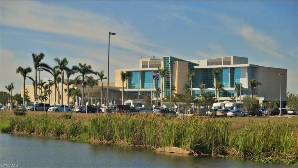 6 Fountain View Blvd, North Fort Myers, FL 33903 Photo