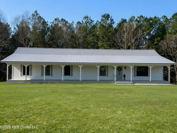 2333 Comans Road, Carthage, MS 39051