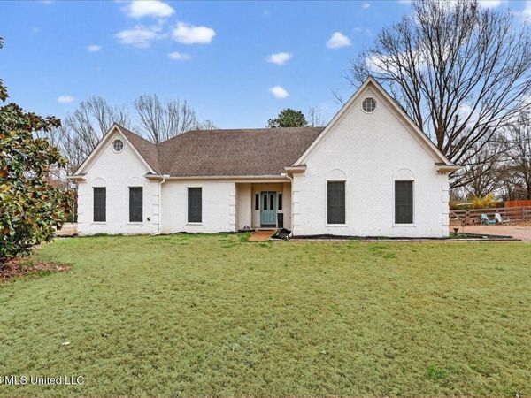 2310 Shadow Main, Olive Branch, MS 38654