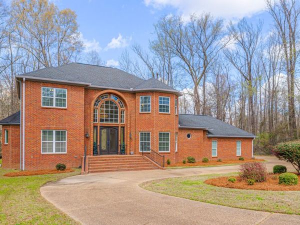 2 Atlanta Cove, Clinton, MS 39056