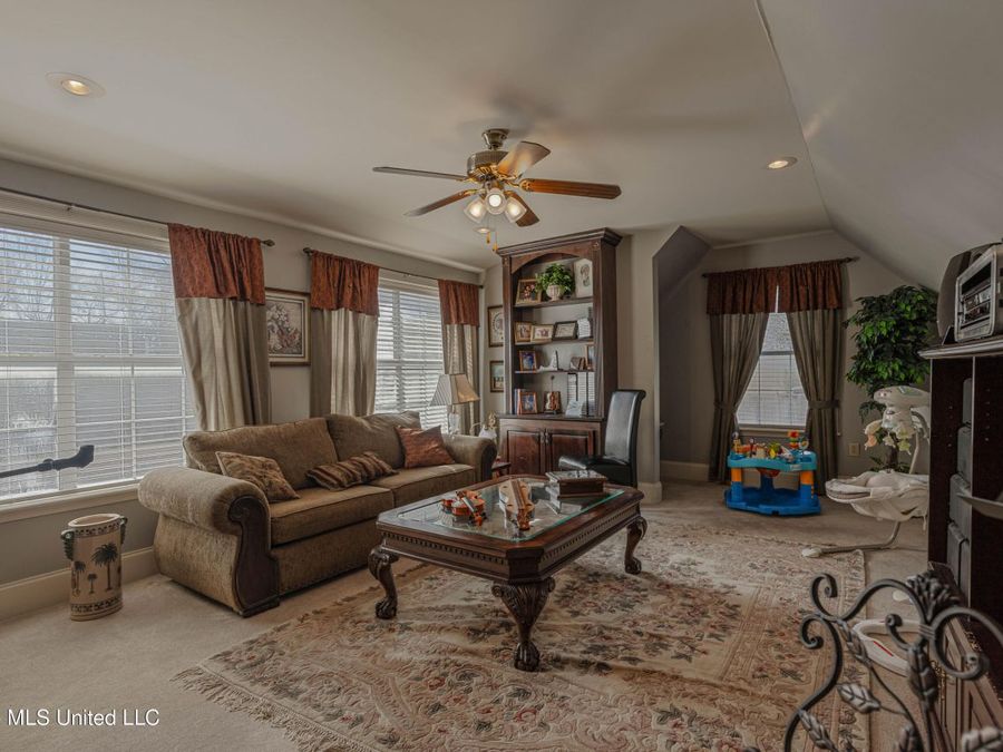 Property Image 91