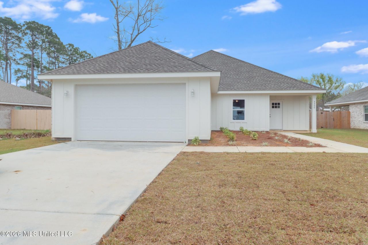 3300 N 9th Street, Ocean Springs, MS 39564 Main Photo