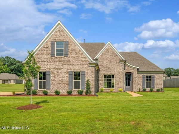 7605 John Elliott Lane, Hernando, MS 38632