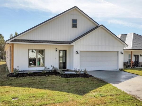 123 Mamie Circle, Picayune, MS 39466