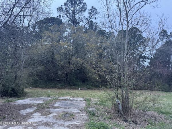 Deidra Court, Gulfport, MS 39503