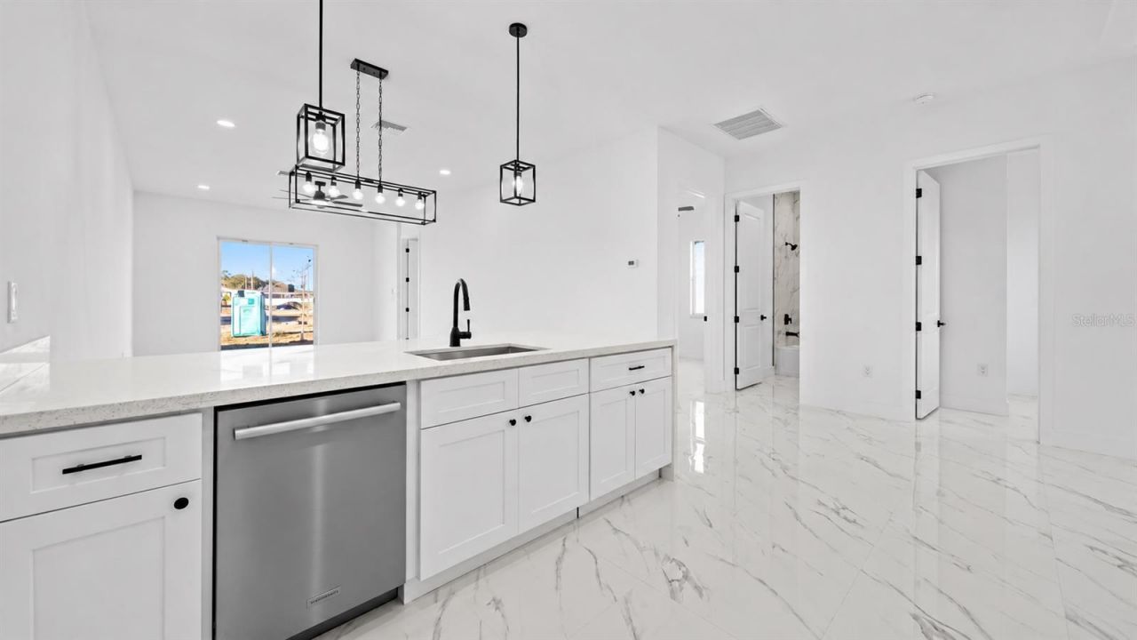 826/828 Diplomat Parkway E, Cape Coral, FL 33909 Photo