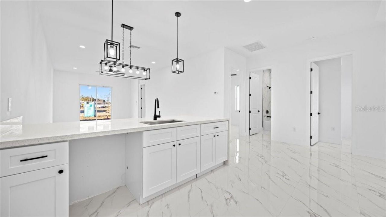 826/828 Diplomat Parkway E, Cape Coral, FL 33909 Photo