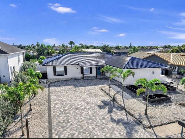 6515 SANTIAGO COURT , APOLLO BEACH, FL 33572