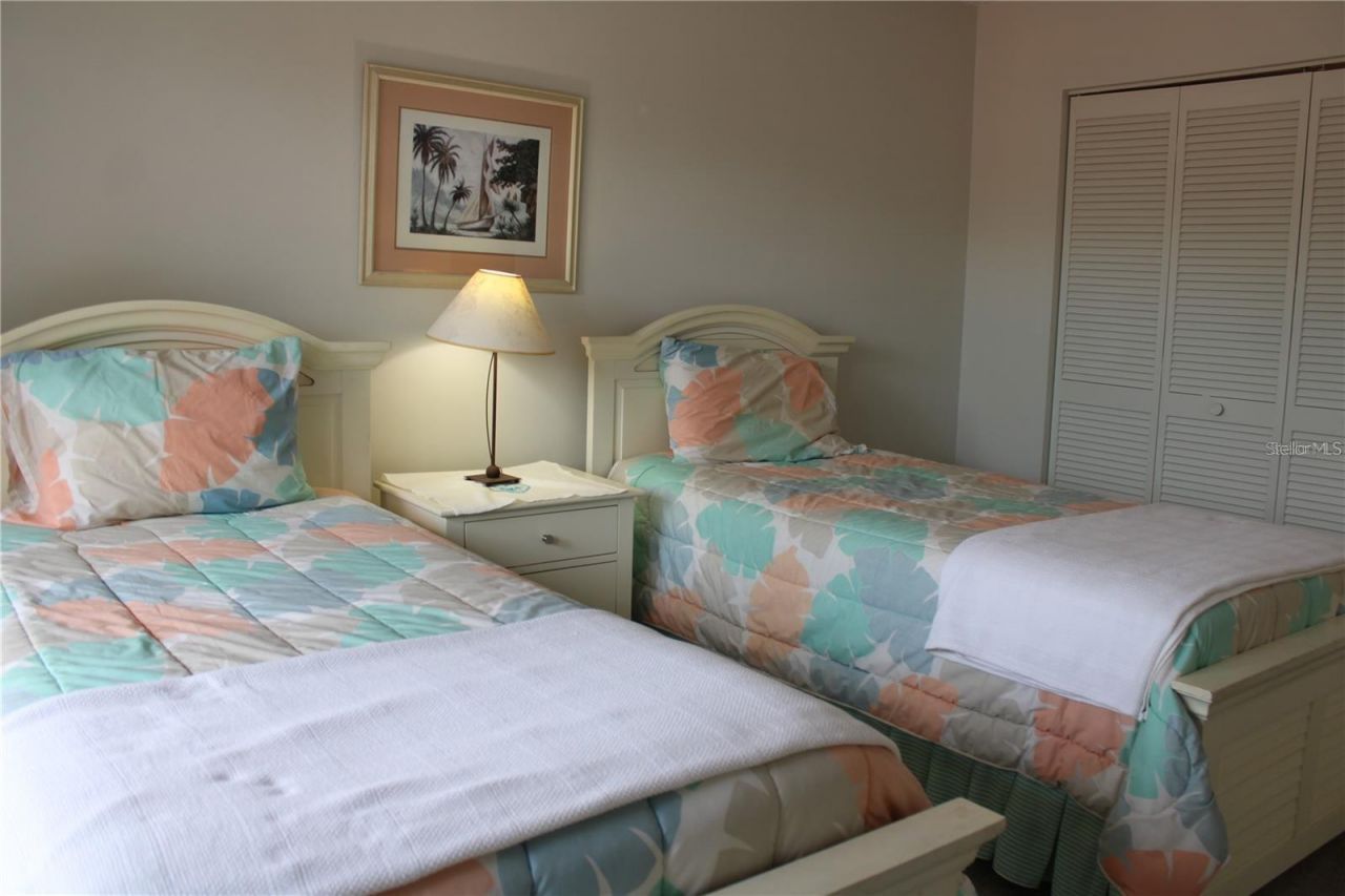 6472 Seagull Drive , Unit 306, Bradenton, FL 34210 Photo