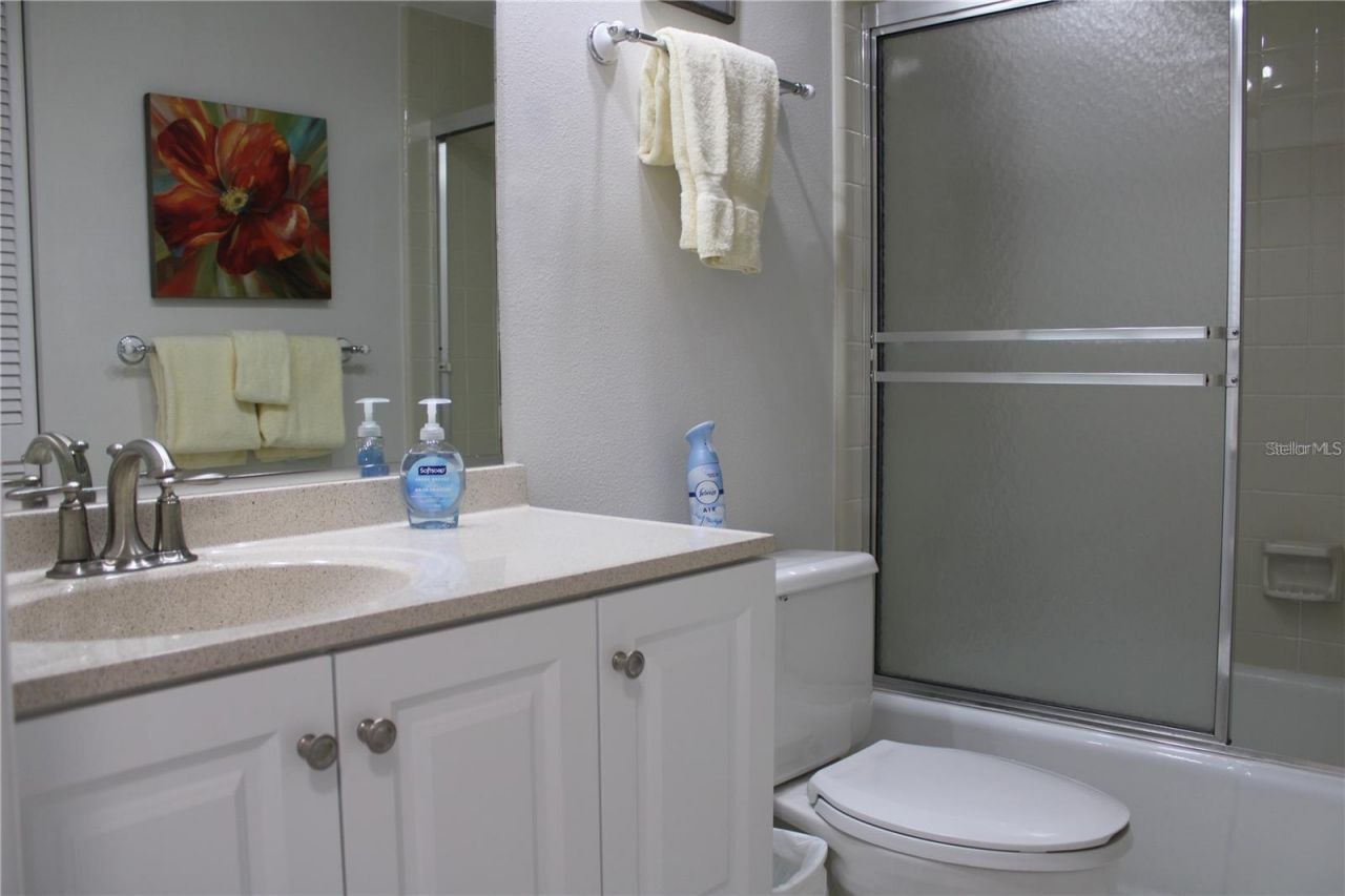 6472 Seagull Drive , Unit 306, Bradenton, FL 34210 Photo