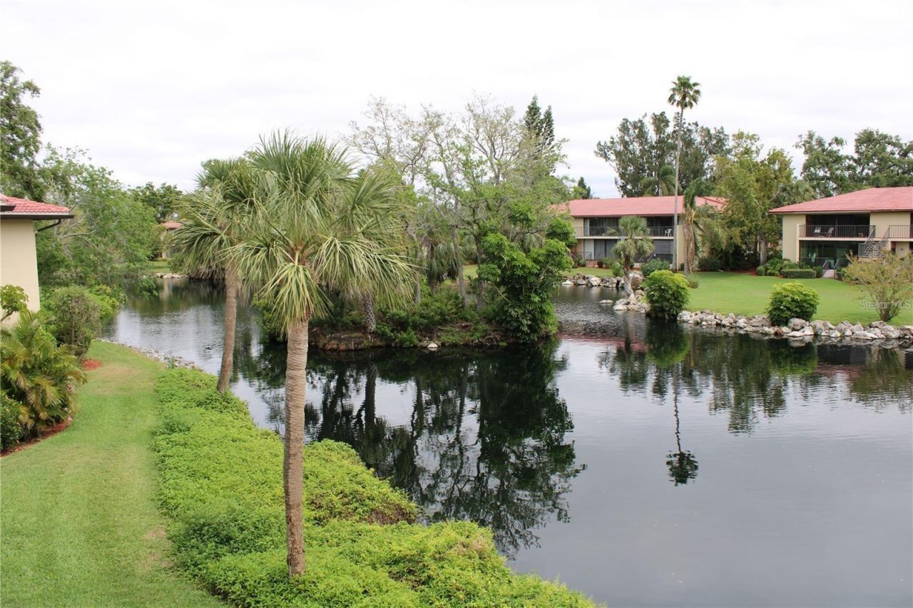 6472 Seagull Drive , Unit 306, Bradenton, FL 34210 Photo