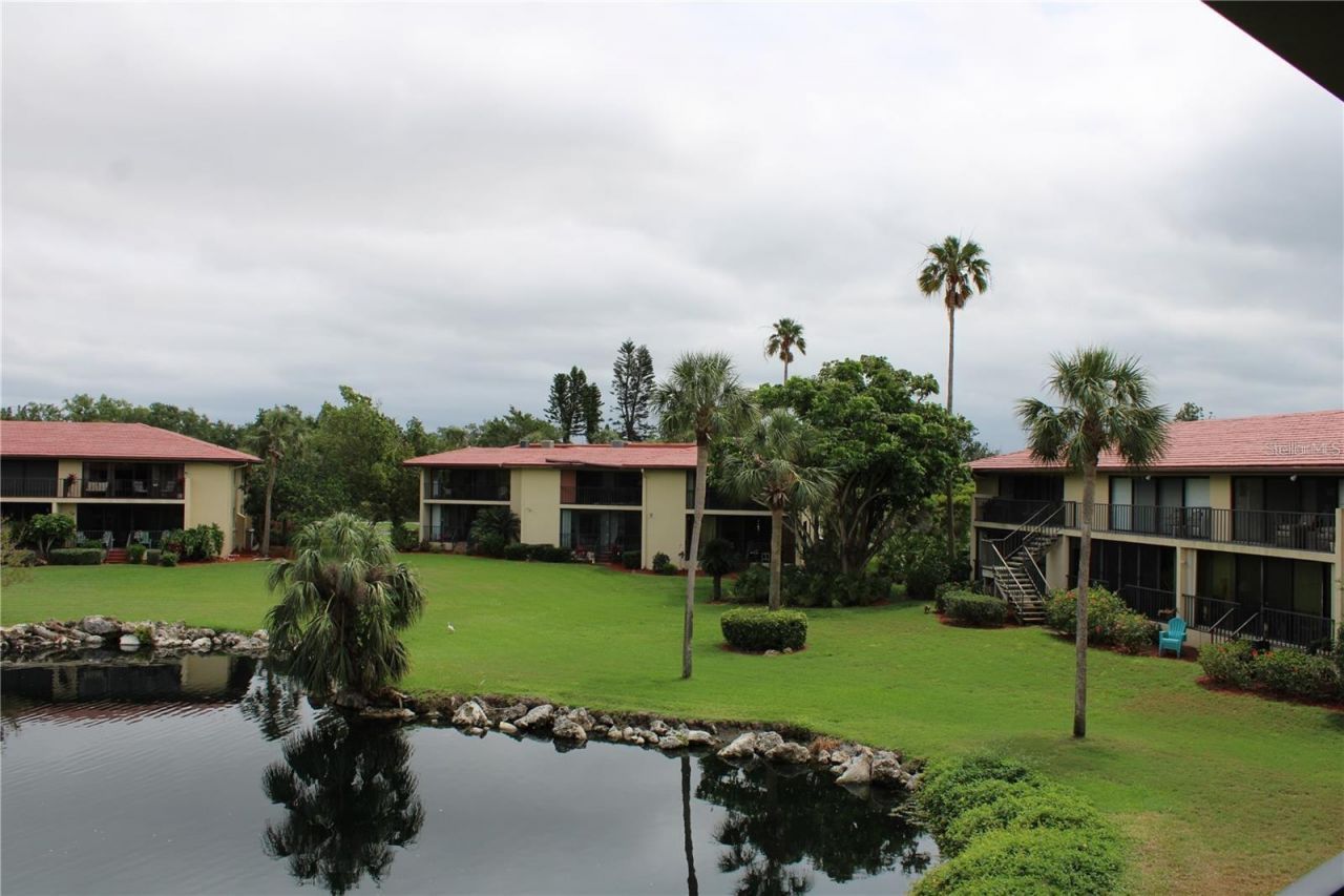 6472 Seagull Drive , Unit 306, Bradenton, FL 34210 Photo