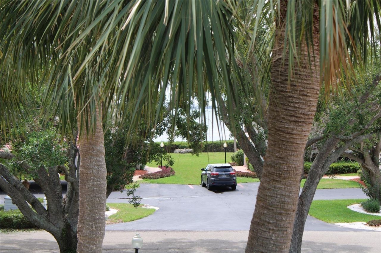 6472 Seagull Drive , Unit 306, Bradenton, FL 34210 Photo