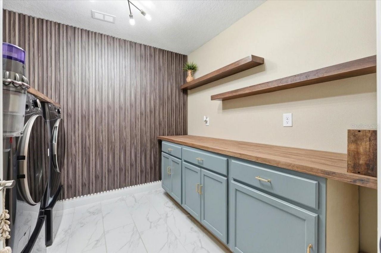 14508 Woodland Spur Drive, Lithia, FL 33547 Photo