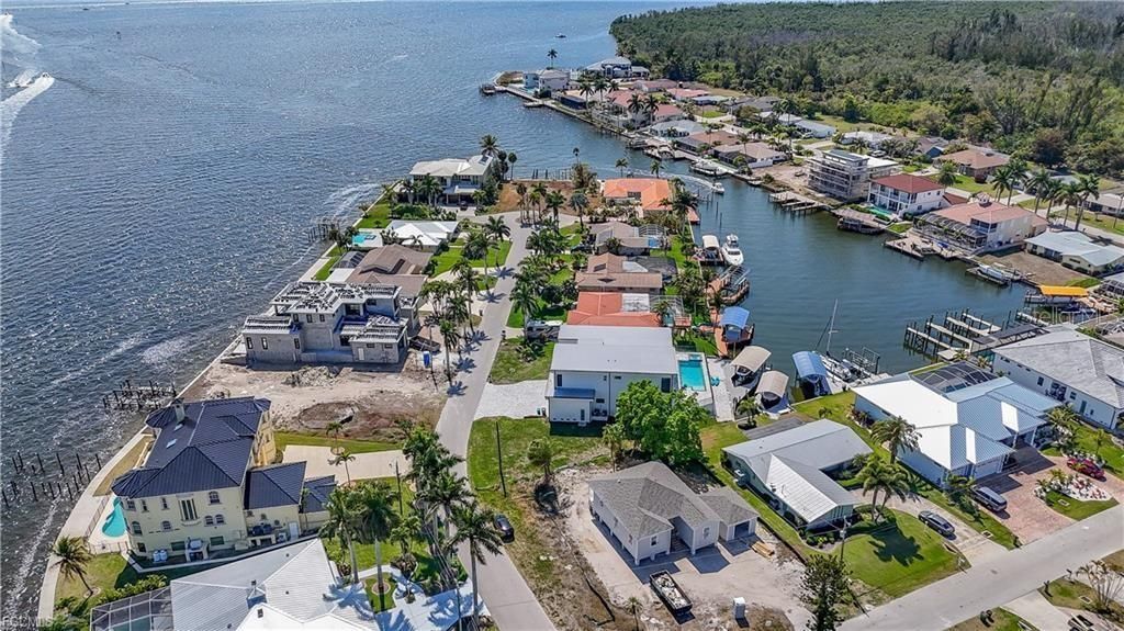 5929 SW 1st Avenue, Cape Coral, FL 33914 Photo