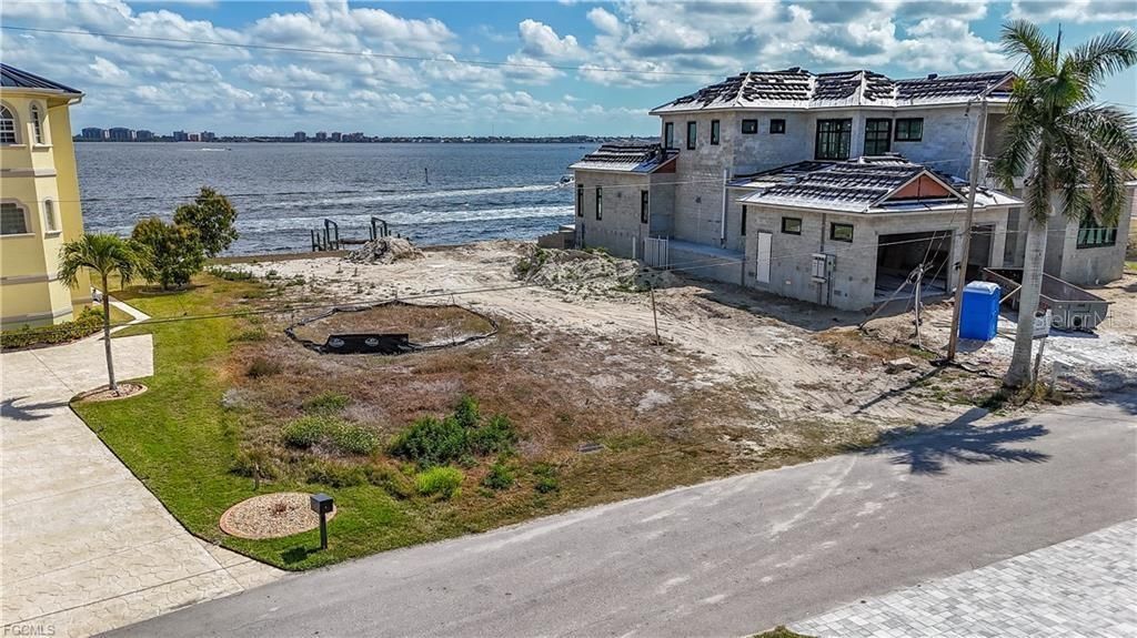 5929 SW 1st Avenue, Cape Coral, FL 33914 Photo