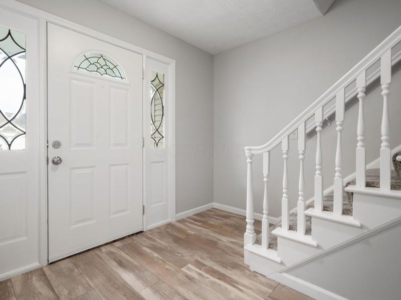 7641 Old Foxe Court , Columbus, OH 43235 Photo 6