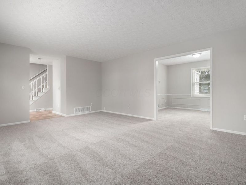 7641 Old Foxe Court , Columbus, OH 43235 Photo 9