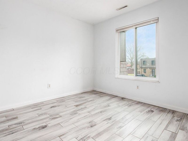 625 Country Club Drive, Unit A8, Newark, OH 43055 Photo 17