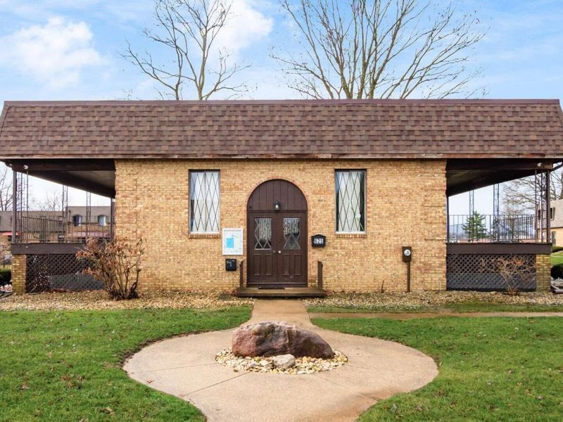 625 Country Club Drive, Unit A8, Newark, OH 43055 Photo 24