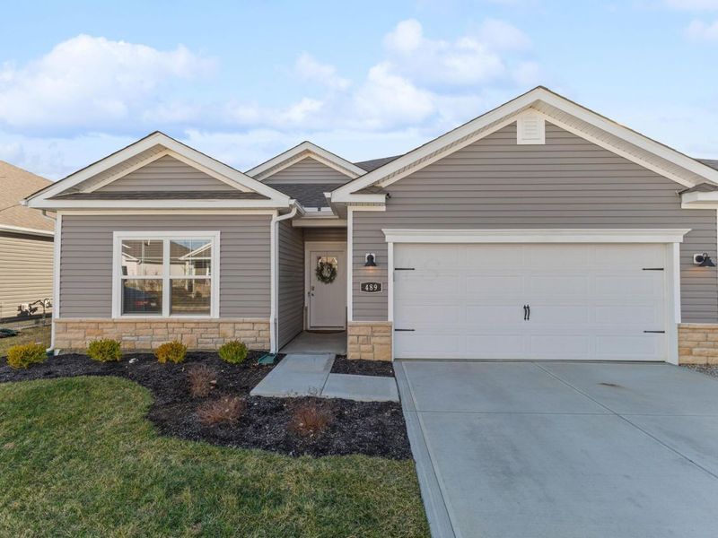 489 Helena Drive, Plain City, OH 43064 Photo 1